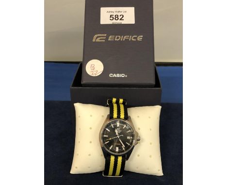 GENTS MODERN CASIO EDIFACE STAINLESS STEEL WRIST WATCH WITH NYLON STRAP, BOXED 