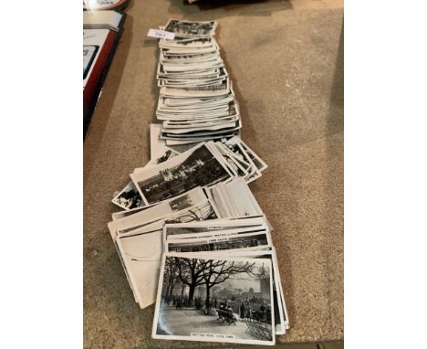 A LARGE QUANTITY OF VINTAGE CIGARETTE CARDS DEPICTING PHOTOGRAPHIC IMAGES 