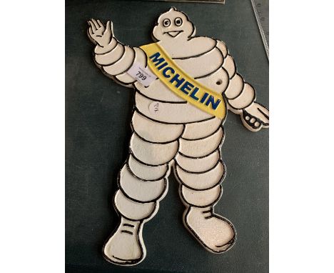 VINTAGE STYLE REPRODUCTION METAL MICHELIN MAN WAVING CAST SIGN 35.5X27.5CM 