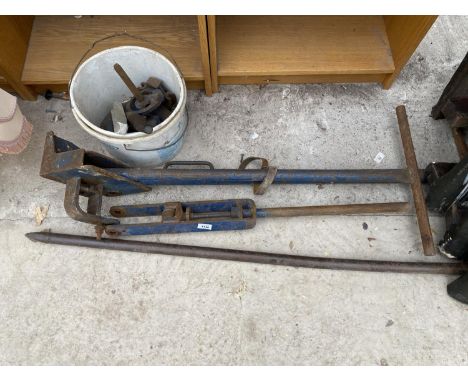 A PIPE BENDER, CROW BAR ETC 
