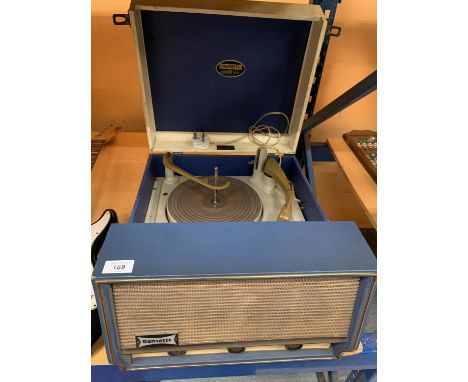A VINTAGE DANSETTE CONQUEST AUTO RECORD PLAYER 