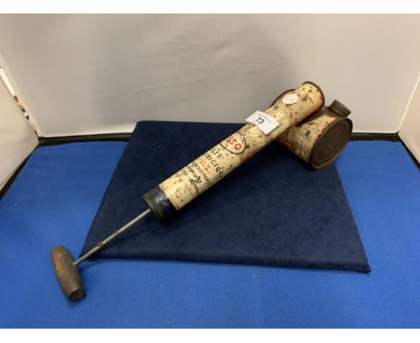 A VINTAGE ESSO FLIT INSECTICIDE KILLS SPRAYER 