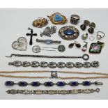1 Konv. Schmuck wohl vollständig Silber z.T. mit Markasiten, Modeperlen, u.a. sowie 1 paar Schmuckst