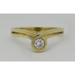 1 Damenring GG 14ct. mit Solitärbrillant ca. 0,2ct. Ringgröße ca. 57,5, Tsp.
