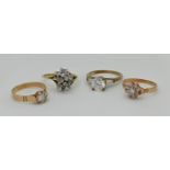1 Damenring GG 8ct. mit weißem Stein ca. D 8mm sowie 3 Ringe je ungest./undeutl. gest. je wohl GG 14
