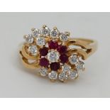 1 Damenring ungest./wohl GG 14ct. (Säure hält), mit weißen und roten Steinen, Ringgröße ca. 59.5, Ts