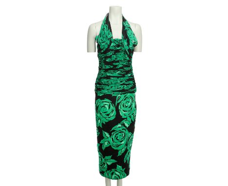 VALENTINO VINTAGE Kleid, Gr. ca. 36. Schwarz und grünes Modell mit floralem Motiv, Raffung am Korpus, tiefem Rückenausschnitt