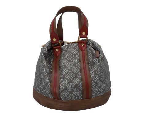 LOUIS VUITTON Hobo Bag "AVIATOR". Koll. Prefall 2010. Limitierte Edition. Monogram Jacquard in Grau mit Details aus Leder in 