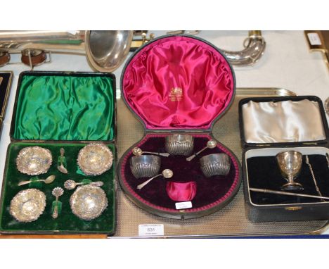 TRAY WITH 2 PART SILVER CRUET SETS, SILVER EGG CUP, SUGAR TONGS ETC     