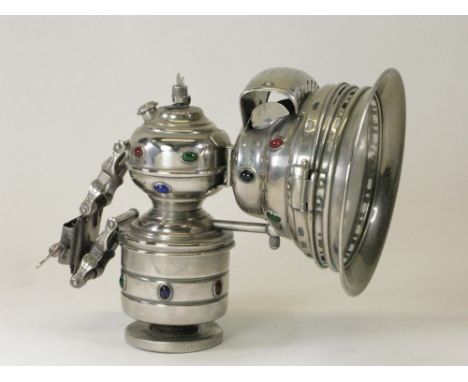 A c1910 August Stukenbrok of Einbeck.  An impressive acetylene gas lamp by this German manufacturing company, being of a conv