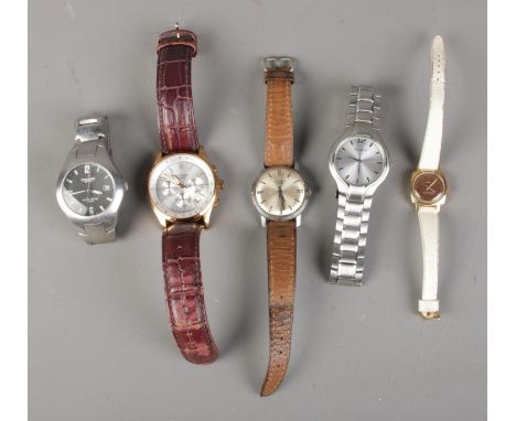 A small quantity of wristwatches including a Sekonda chronograph, Accurist, Ttimex etc