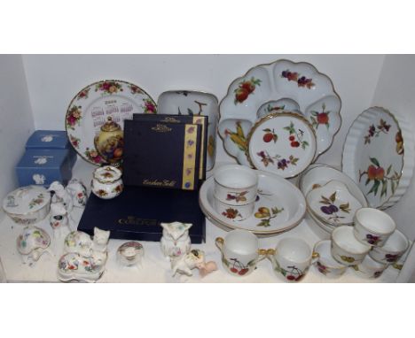 Royal Worcester oven to table ware Evesham; Aynsley animals; Royal Albert Old Country Roses