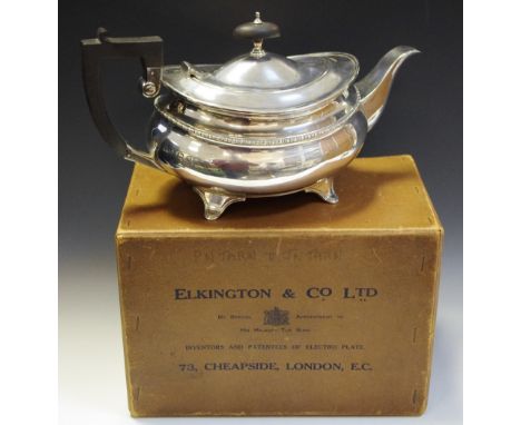 An Elkington &amp; Co. silver teapot 679g gross, with original box 