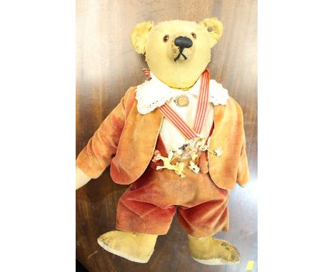 Steiff 16" bear, circa 1920, button in ear