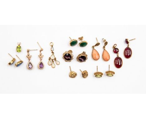 A collection of 9ct gold and unmarked yellow metal earrings, to include a 9ct gold pairs such as moonstone, coral, peridot an