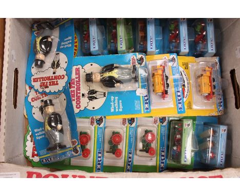 Ertl: A collection of assorted Thomas the Tank Engine vehicles by Ertl, 1990, to include a Wind Up Fat Controller (1 box)