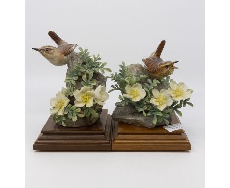 Two Royal Worcester models of wrens, cock and hen, boxes and certificates present