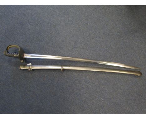 Sword: A rare and desirable 1821 Pattern Heavy Cavalry Troopers sword. Sheet iron guard with engraved border. Old leather cov