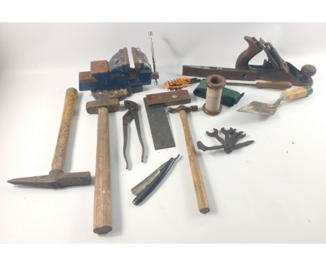 Collection of tools, some vintage, to include hammers, wood plane by Bailey, vice etc