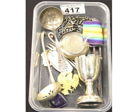 Mixed items including a hallmarked silver eggcup, pocket watch etc. P&amp;P Group 1 (£14+VAT for the first lot and £1+VAT for