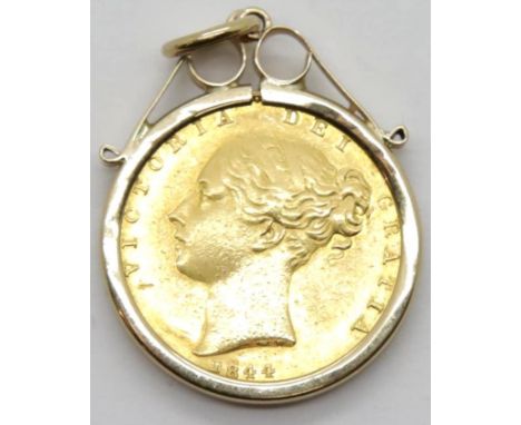 Victoria 1844 shield back full sovereign in a 9ct gold loose mount, 10.0g. P&amp;P Group 1 (£14+VAT for the first lot and £1+