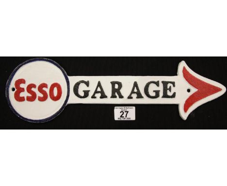 Cast iron Esso sign W: 41 cm. P&amp;P Group 2 (£18+VAT for the first lot and £2+VAT for subsequent lots) 