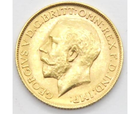 Full George V 1911 sovereign. P&amp;P Group 1 (£14+VAT for the first lot and £1+VAT for subsequent lots) 