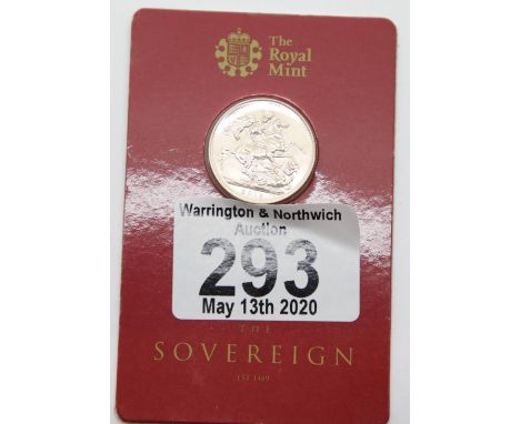 Full encased 2015 Elizabeth II sovereign. P&amp;P Group 1 (£14+VAT for the first lot and £1+VAT for subsequent lots) 