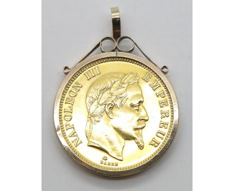 Napoleon III 1869 gold 100 francs with 9ct gold coin mount, 36g, only 28,872 minted. P&amp;P Group 1 (£14+VAT for the first l