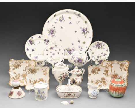 Miscellaneous English porcelain tea and decorative ware, 20th c, to include a Hammersley &amp; Co cabaret set and a Coalport 