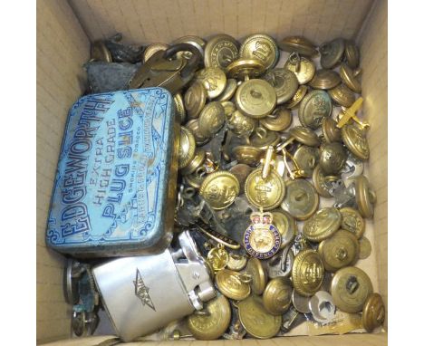 Various military buttons, a small box of American coins, lighter and a small quantity of badges, etc, together with a carved 