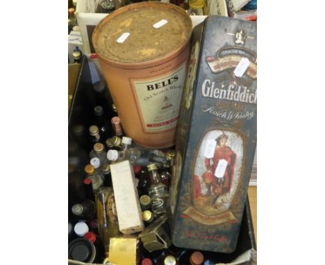 A mixed lot of various spirits including Glenfiddich Pure Malt Scotch Whisky Special Old Reserve, Bell's Extra Special Old Sc