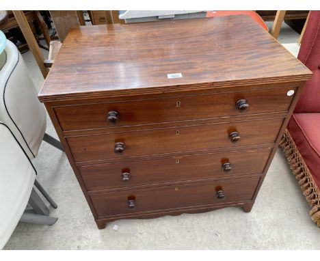 A 19TH CENTURY MAHOGANY CHEST COMMODE WITH FOUR SHAM DRAWERS AND ORIGINAL PEWTER CHAMBER POT 