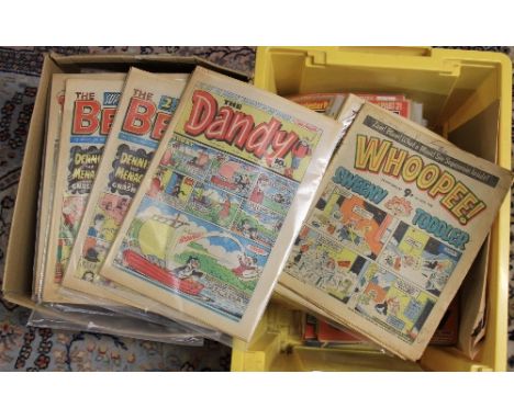 Large quantity of vintage Beano comics/Roy of the Rovers and others