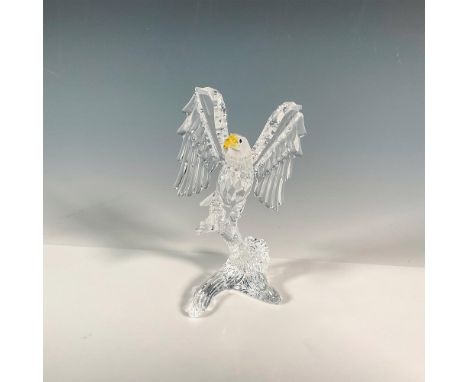 Lead crystal that was part of the Feathered Beauties collection. The bald eagle is made from clear crystal with frost crystal