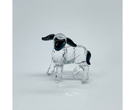 Part of the Peaceful Countryside collection. Beautiful lead crystal small lamb with jet black ears, face and tail, with aquam