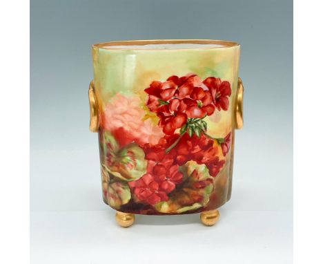 Charming geranium planter elevated by four gold feet and adorned with decorative gold ring handles. Hand-painted in vibrant r