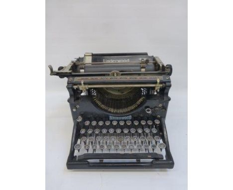 A 1940s American Underwood typewriter. 