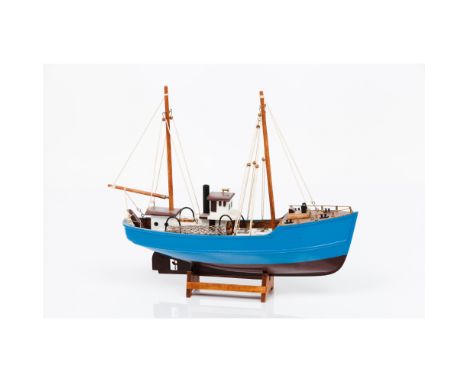 A model fishing boatWood, metal and other materials20th century34x42 cm
