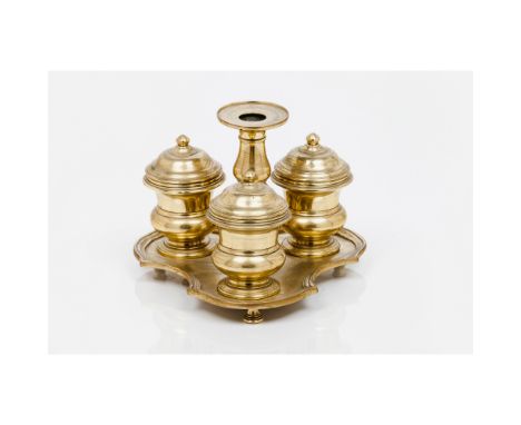 A D.José style desk inkwellBrassSandpot, inkwell, quill stand and candle stickPortugal, 19th centuryHeight: 16 cm