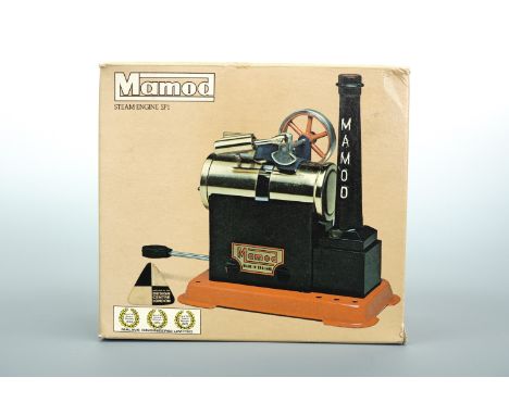 A Mamod SP1 Steam Engine, in original carton