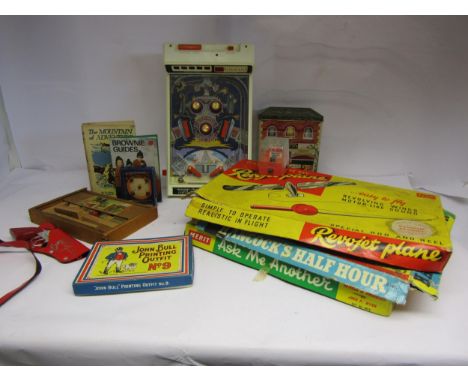 Mixed toys and games including Palitoy Revojet, Tomy Atomic Arcade Pinball, Pin-U-Ringit dexterity puzzle, Hancocks Half Hour