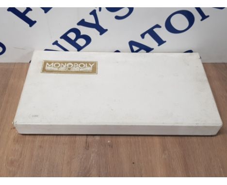 VINTAGE MONOPOLY SET IN WHITE AND GOLD BOX