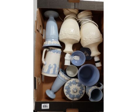 A collection of Wedgwood Queen's ware pottery to include candlesticks, vases, jugs, trinket boxes, etc (11)