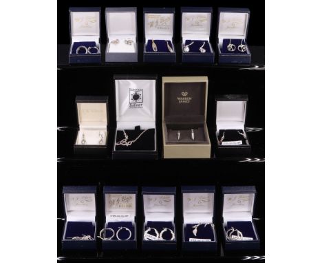 A quantity of contemporary boxed 925 standard white metal earrings together with a Celtic style trefoil interlace necklace
