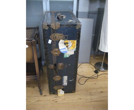 CABIN TRUNK