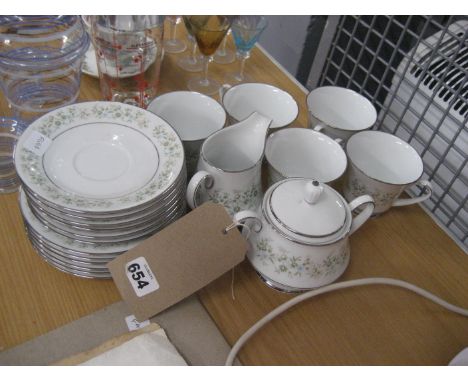 NORIITAKE PART TEA SERVICE