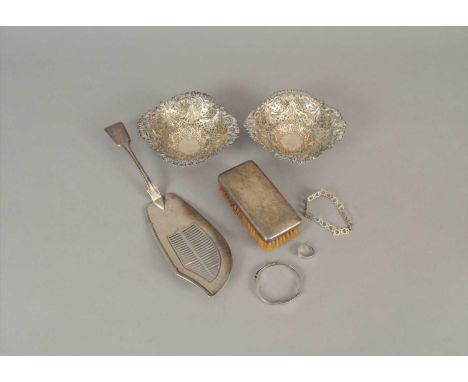 A pair of pierced silver bon bon dishes, George Nathan and Ridley Hayes, Birmingham 1894, a silver Fiddle pattern fish slice,