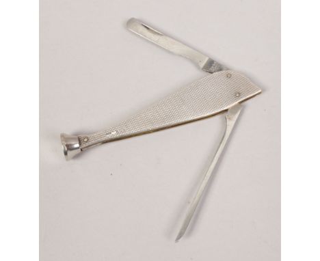 A silver handle pipe reamer, assayed Birmingham 1981 by William H Manton. 