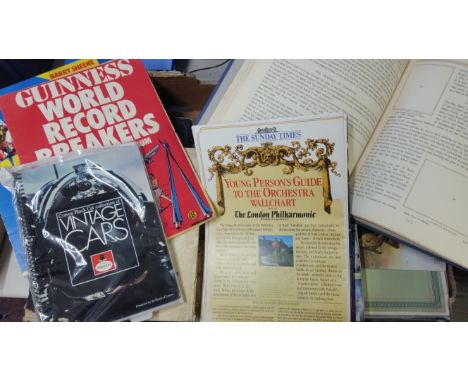 TRADE, albums, inc. mainly empty, laid down, printed, booklets; Dutton, Barratt, Sunday Times, Carreras (Black Cat), Fosters,